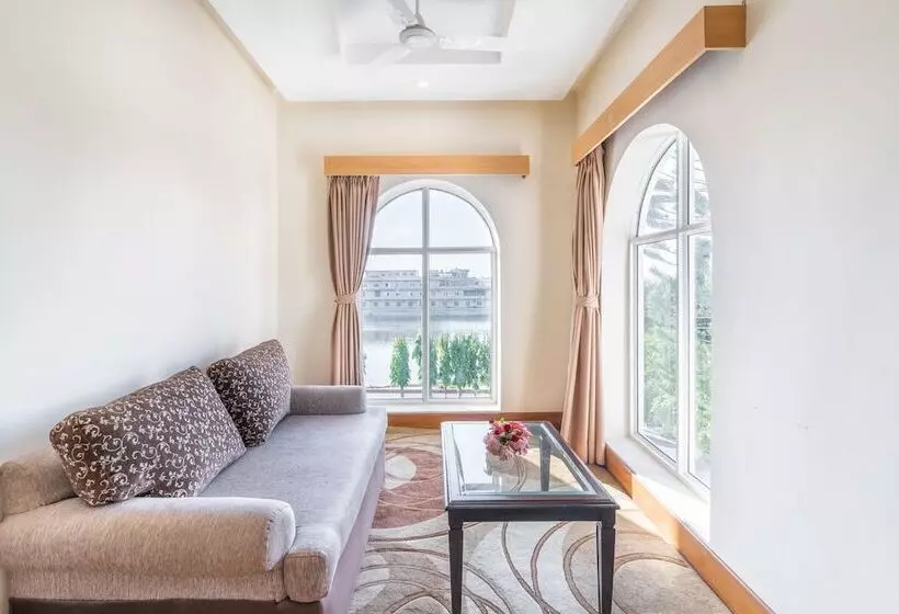 هتل Mithila Yatri Niwas