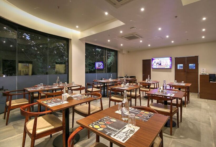 ホテル Mumbai House Ghansoli, Navi Mumbai