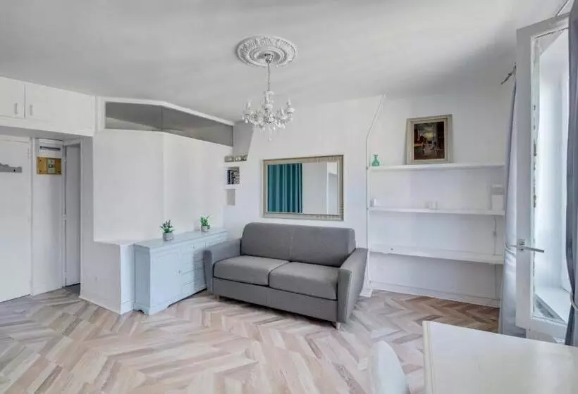 Le Milady  Versailles