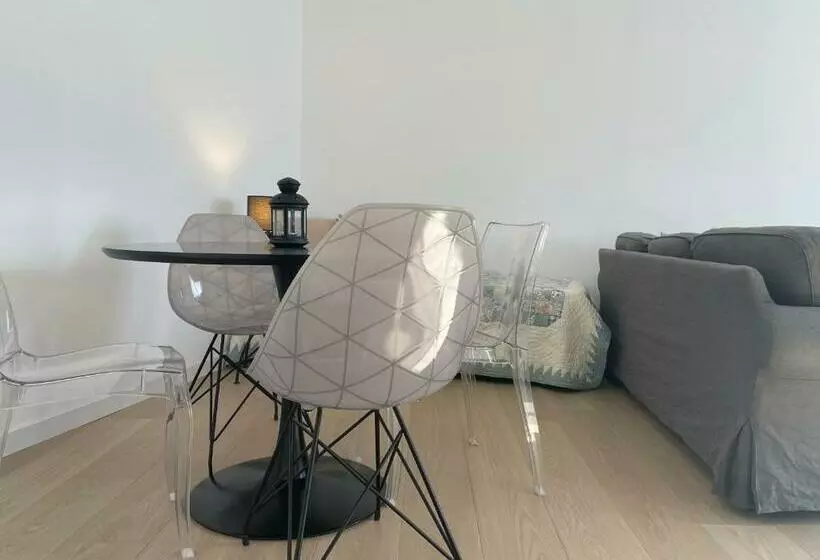 Chez Paul Et Louis