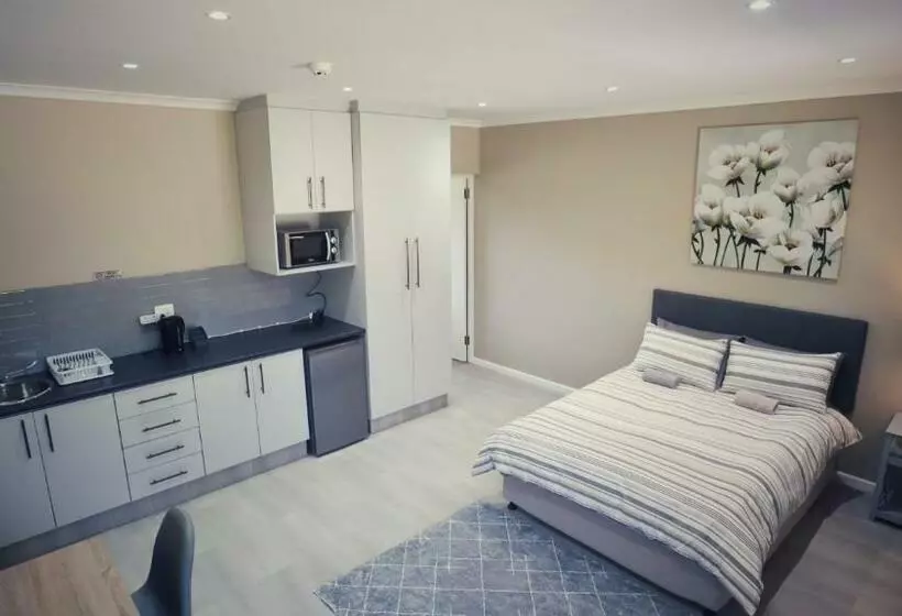 Guest Suite, Lorraine Port Elizabeth