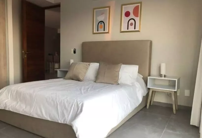 Incredible Apartment 8 Pax Near The Top Beach