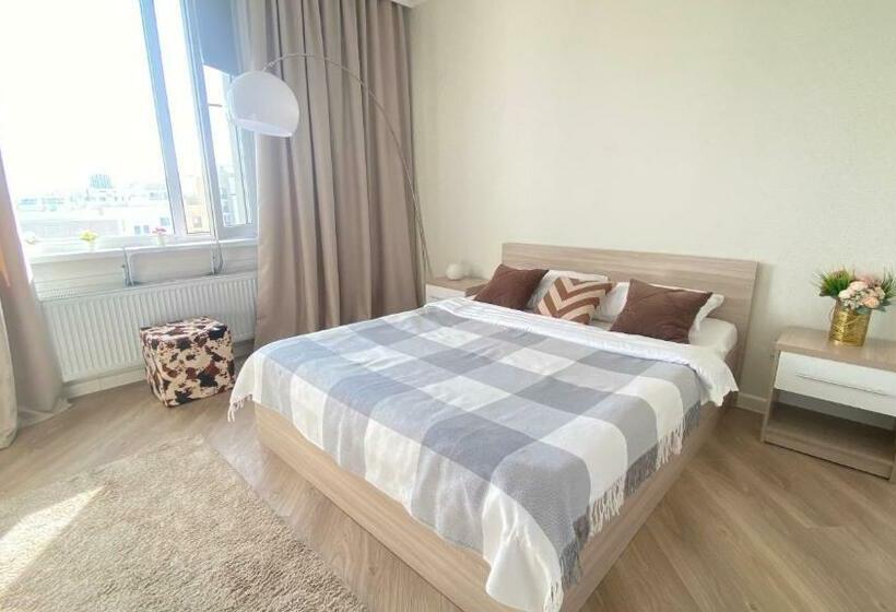 жк Expo Plaza Luxury Apartment