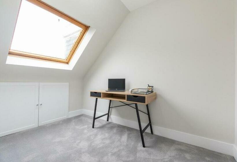 Posset House Sja Stays Modern 3 Bed Apartment