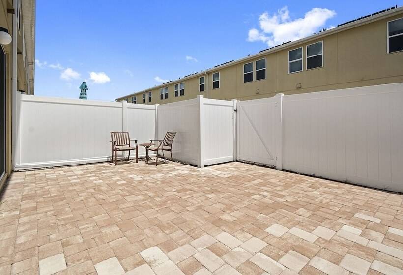 Stunning 4 Bd W/ Gameroom Close To Disney 5110k