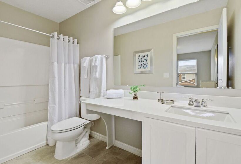 Stunning 4 Bd W/ Gameroom Close To Disney 5110k