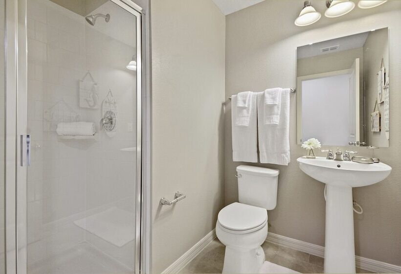 Stunning 4 Bd W/ Gameroom Close To Disney 5110k