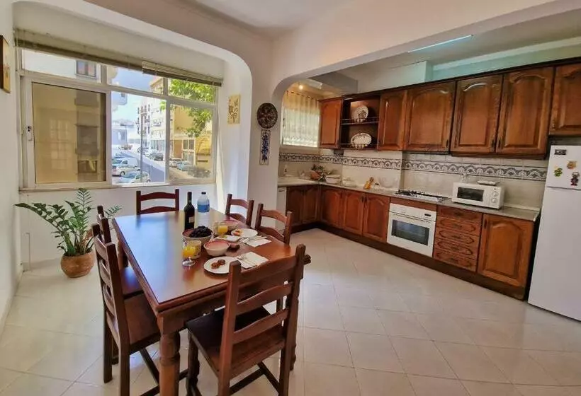 Tavira City Center 3br