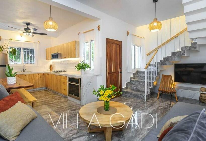 Villa Gadi   Roof Garden   Pizza Oven   Tiny Pool