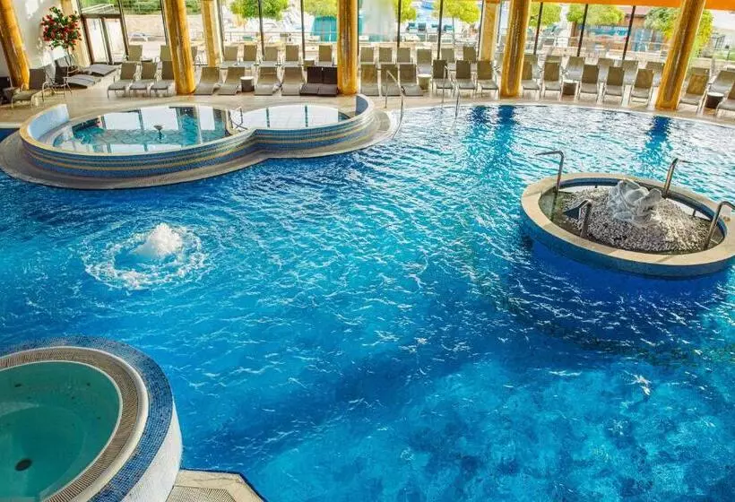 A Hoteli   Hotel Izvor