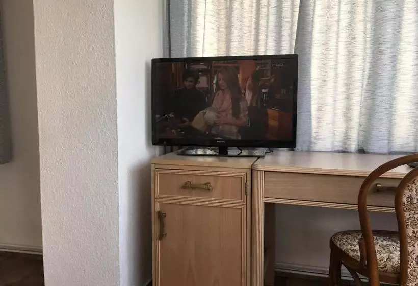 ベッドアンドブレックファースト Pension Störtebeker