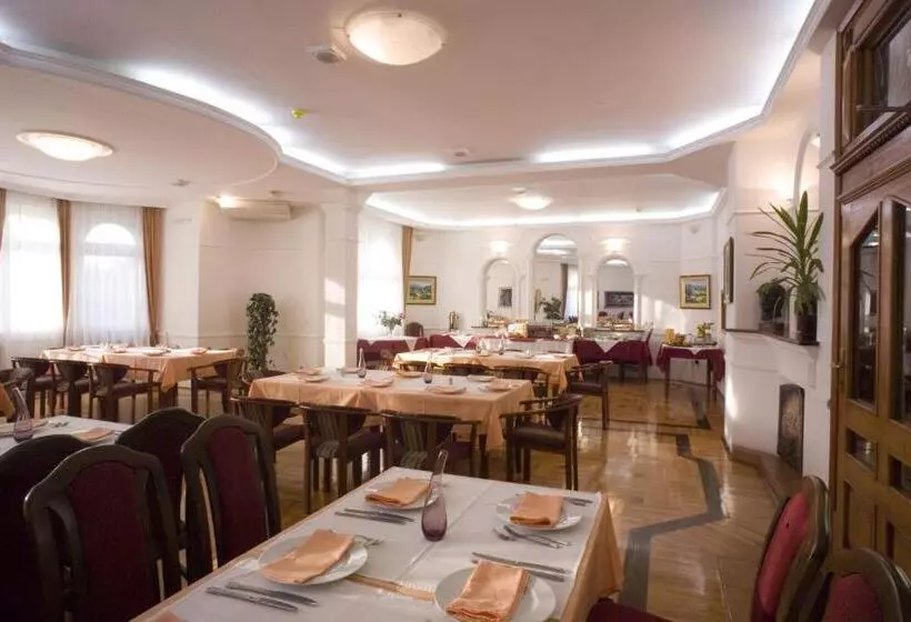 Garni Hotel Panorama Lux