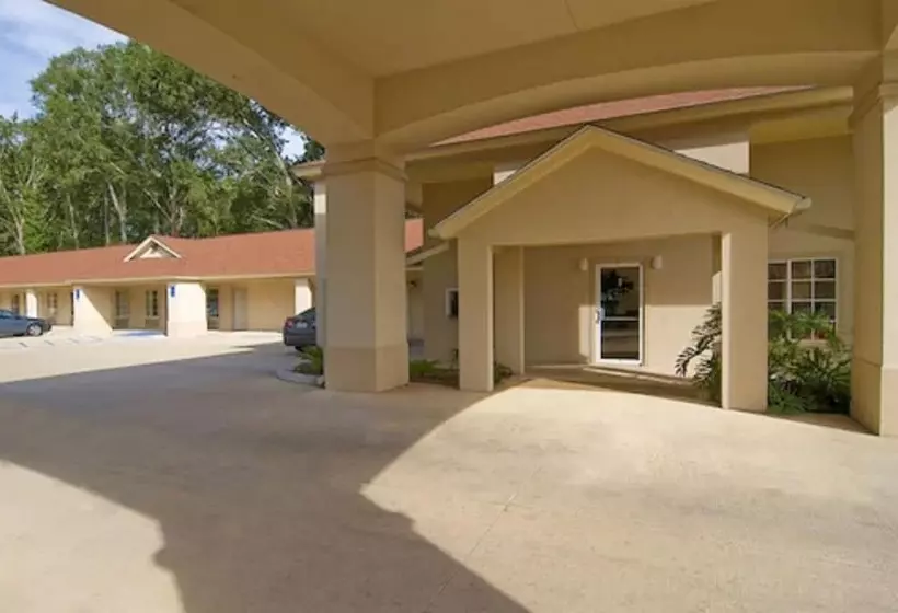 Отель Americas Best Value Inn Deridder