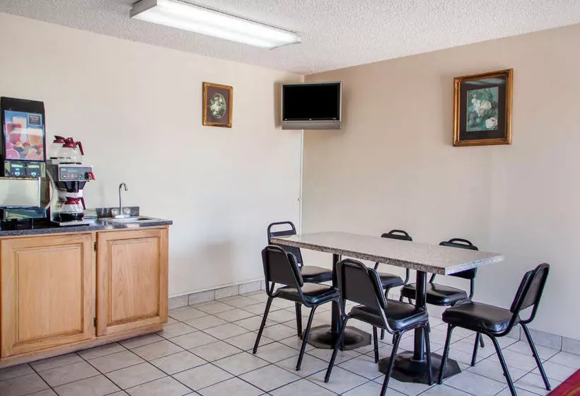 호텔 Econo Lodge Chandler