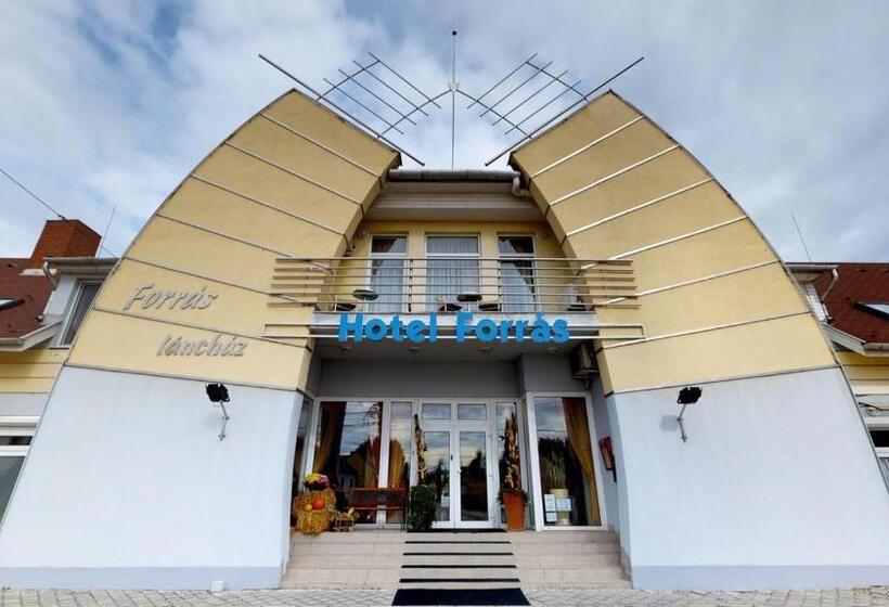 ホテル Forras