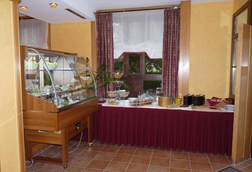 فندق Garni  Zum Eichwerder