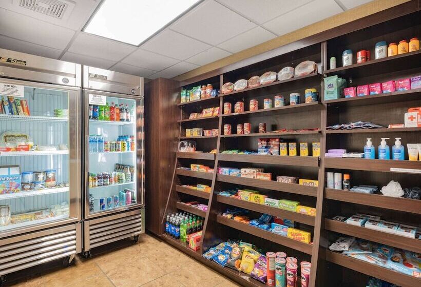 فندق Hawthorn Extended Stay By Wyndham Dickinson