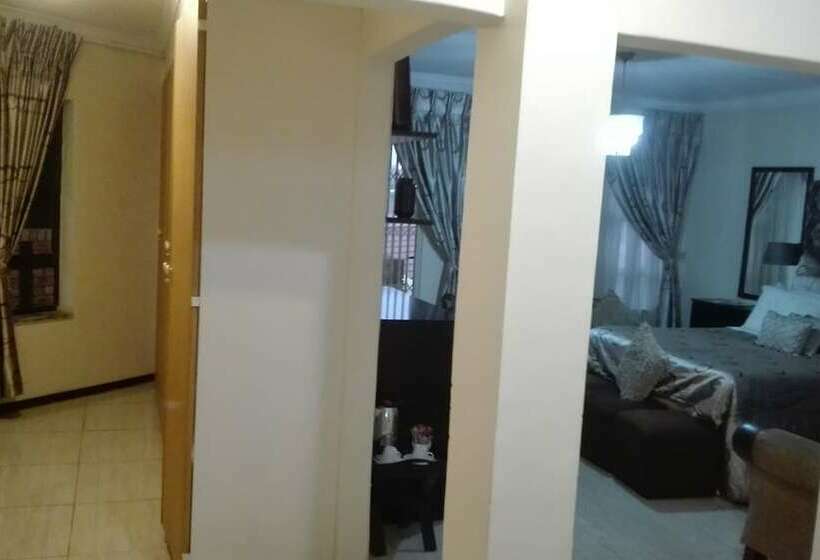 Hotel Lapeng Village