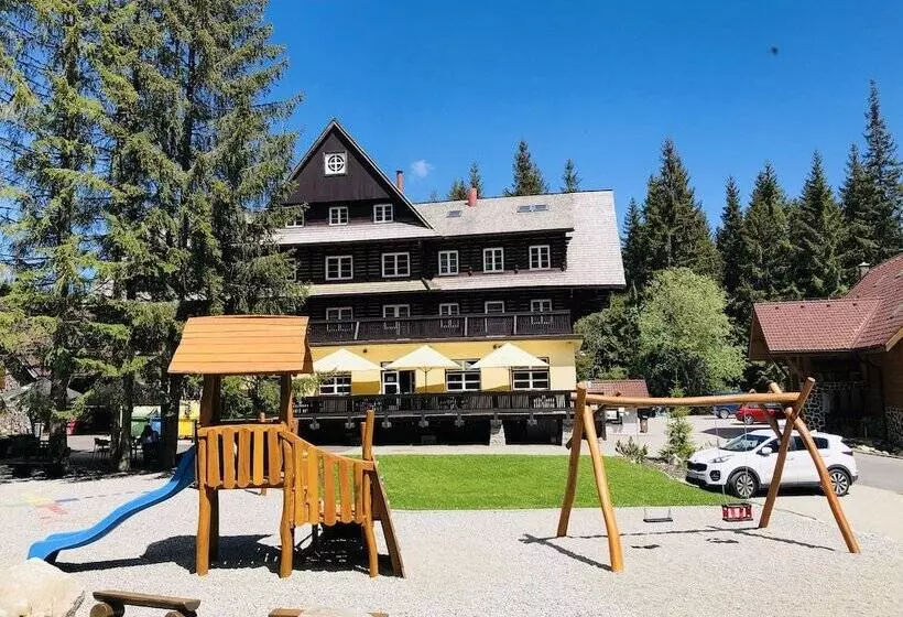 ホテル Mikulášska Chata