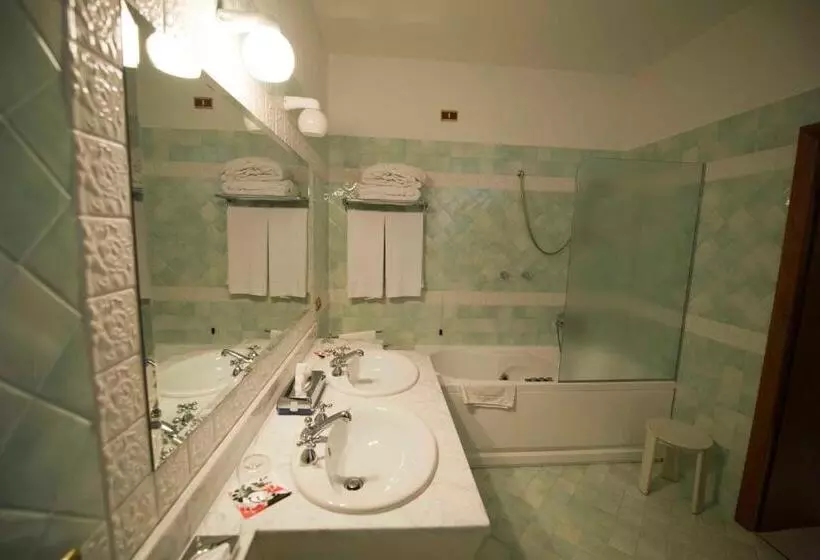 هتل Modà Antica Dimora