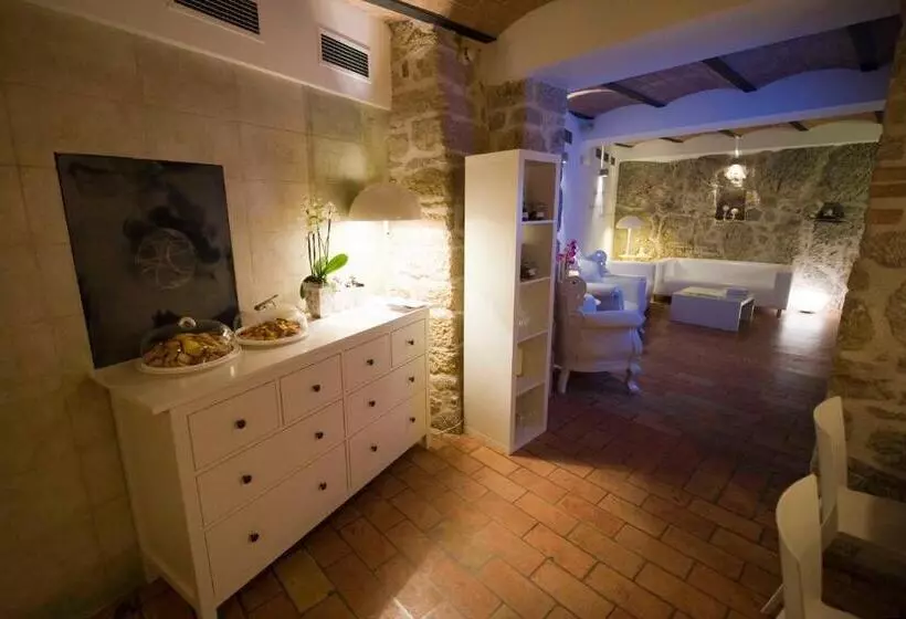 هتل Modà Antica Dimora