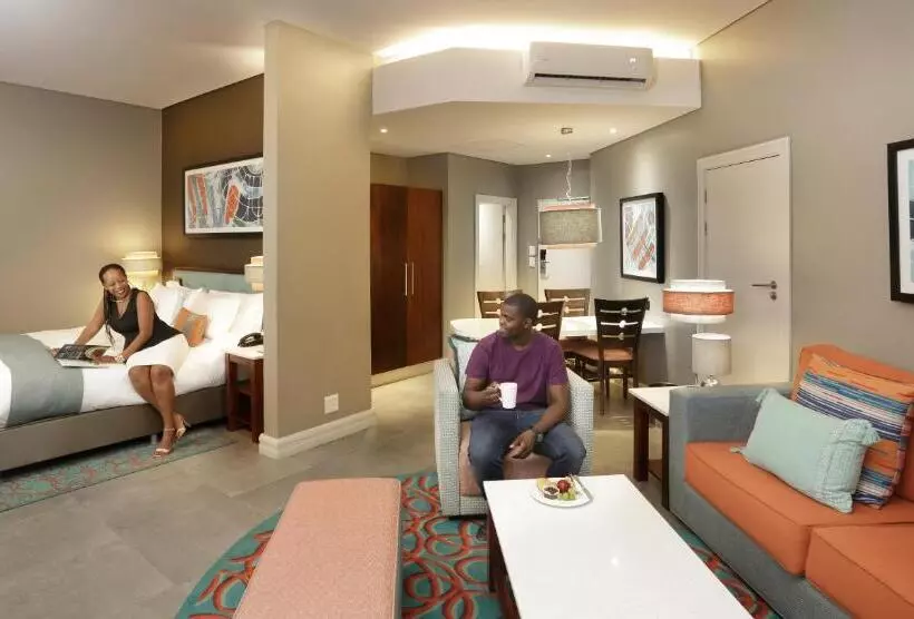 فندق Metcourt At Khoroni