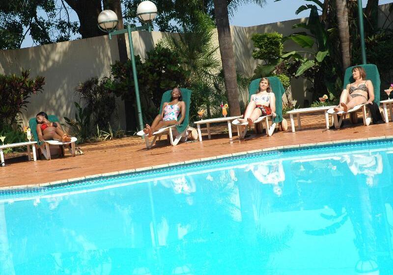 酒店 Metcourt At Khoroni