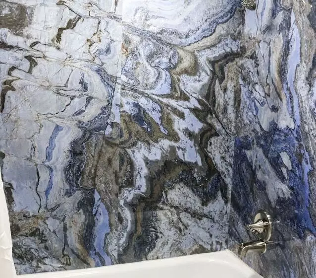 בית מלון כפרי Rodeway Inn