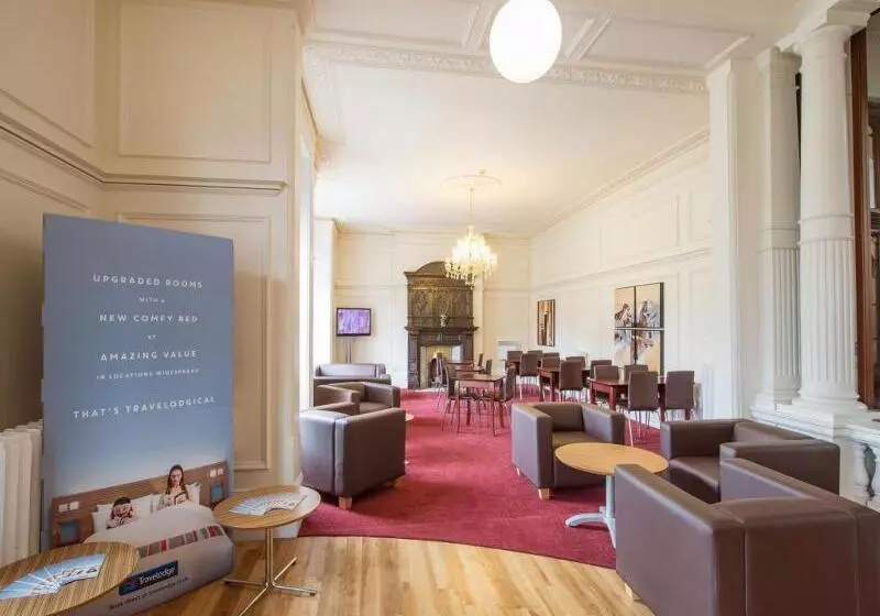 Отель Travelodge Tunbridge Wells