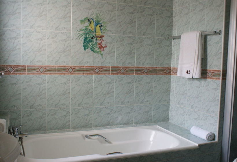 膳宿费 Africa Regent Guest House