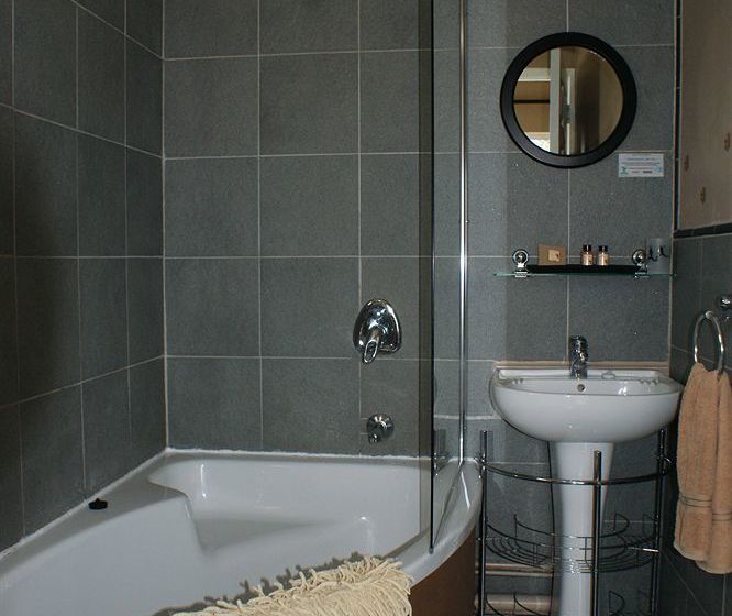 膳宿费 Africa Regent Guest House