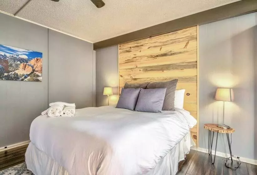 4br Cabin Mountain Views With Fireplace