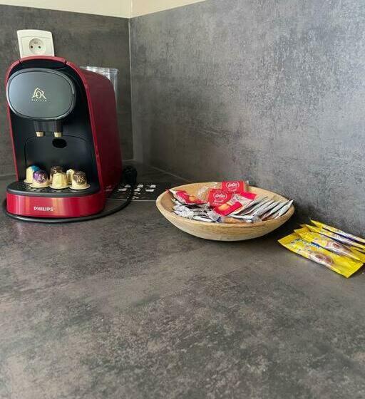 Agréable Et Grande Maison Avec Parking + Jardin