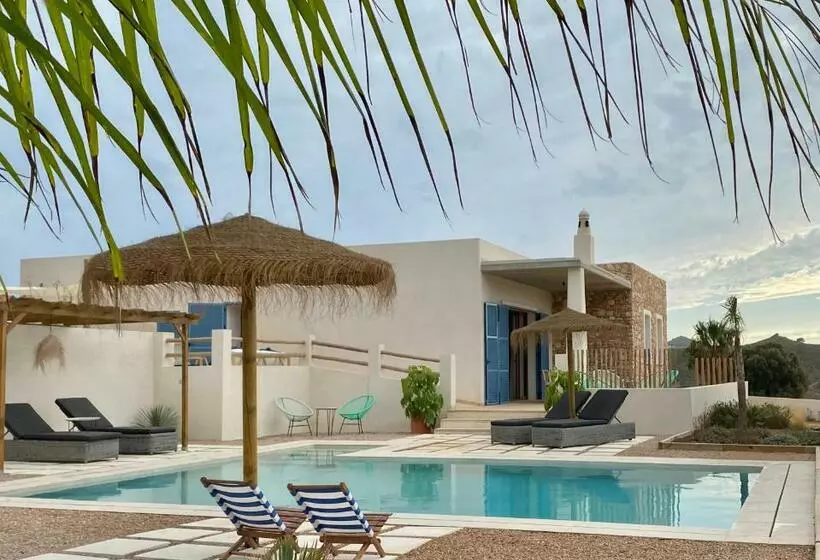 Villa Privada En Entorno Rural