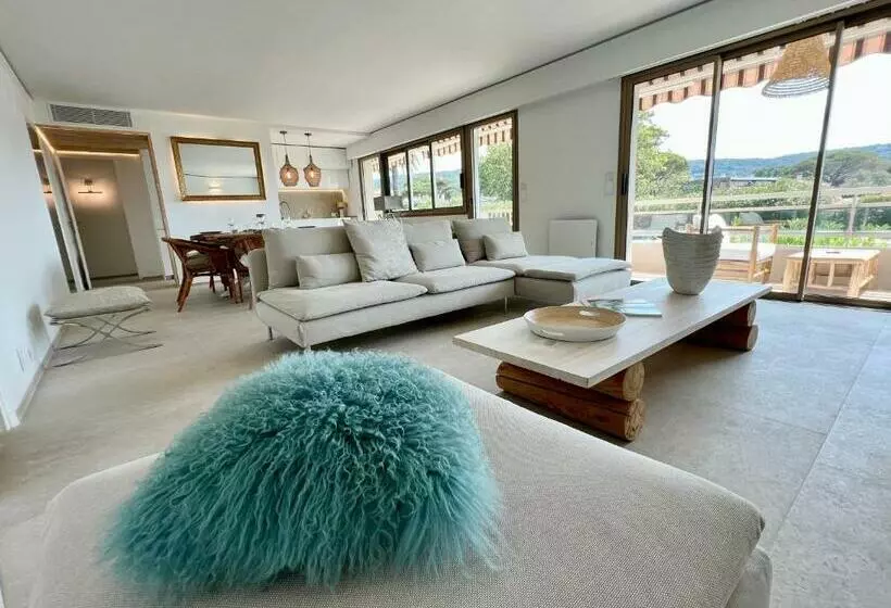 Appartement Prestigieux   Pied Dans L Eau