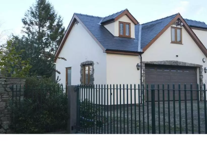 Bryn Gerrig Cottage