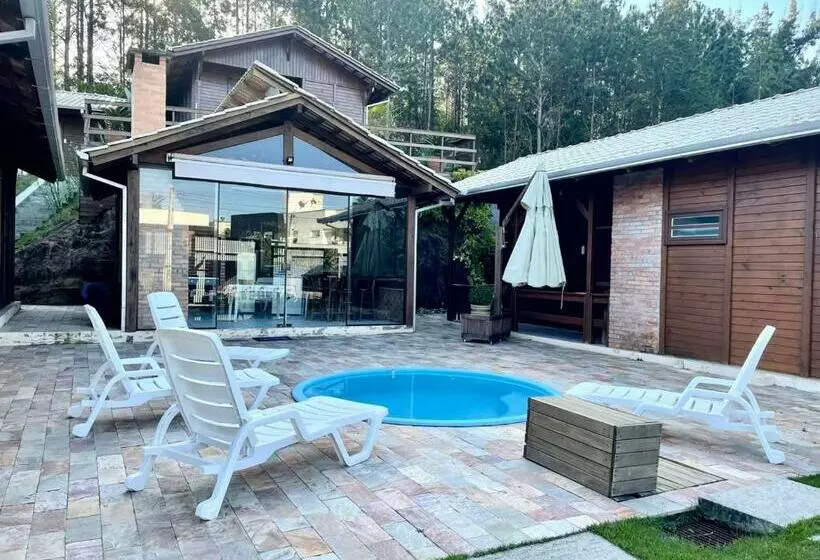 Cabana Com Piscina   5 Min A Pé Da Praia   Porto Belo