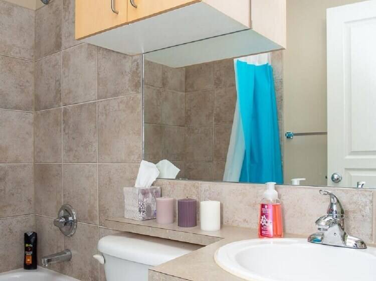 Comfy Home Office Condo W Parking Balcony Coffee