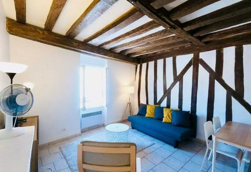 Fontainebleau Rue Grande Chez Alexis