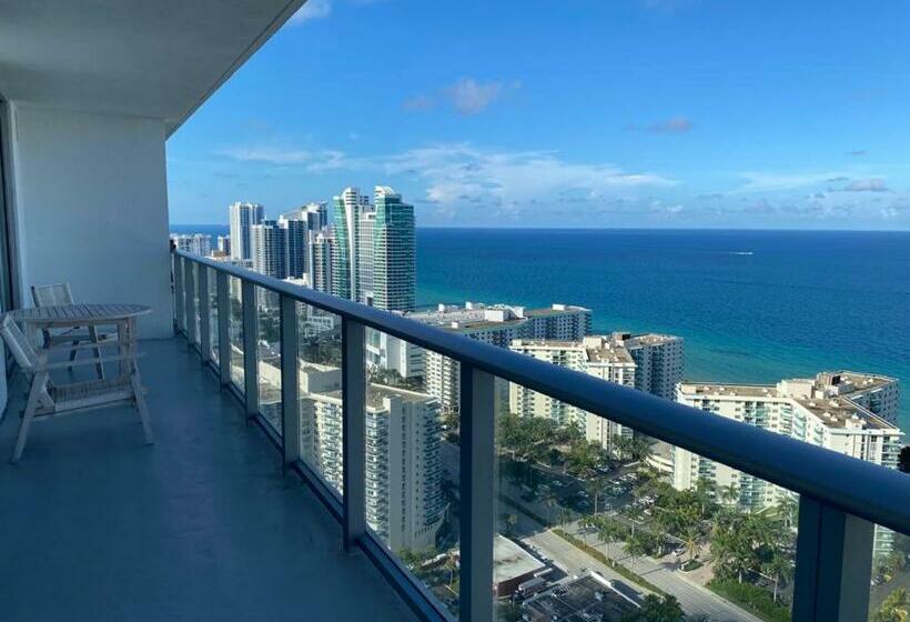 Zen Spectacular 2 Bedroom Penthouse In The Sky Ocean Front View