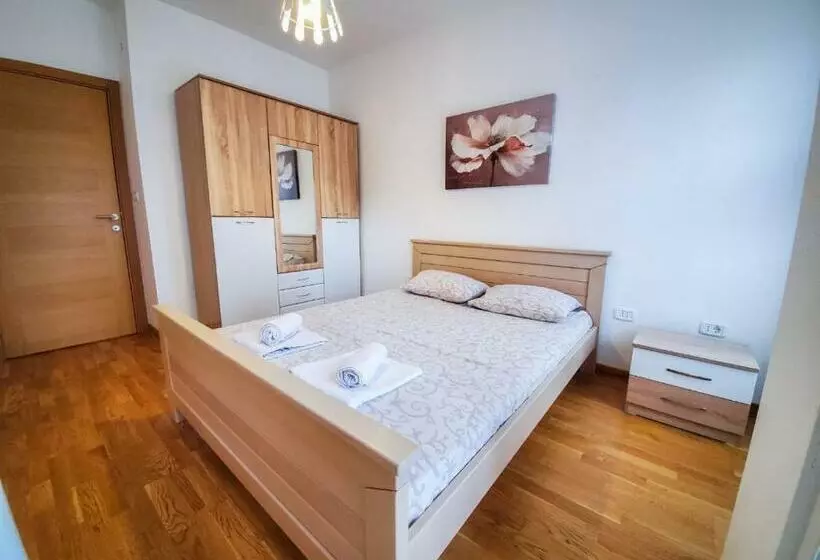 Grand Premium 1