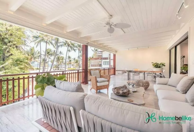 Have The Vacation Of Your Dreams In This Beachfront At El Portillo