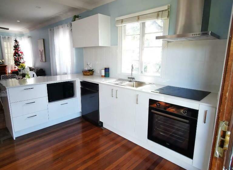 Oxley Private Heated Mineral Pool & Private Home