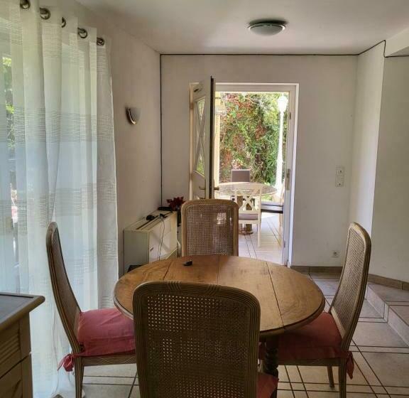 Appartement Piscine Sauna Ping Pong Musculation