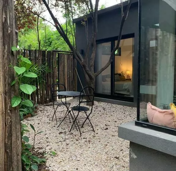 Casita Prune