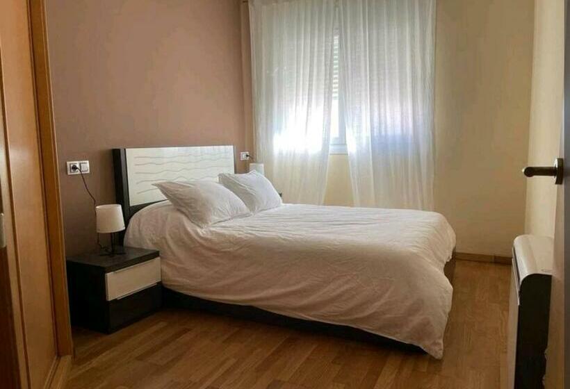 Cozy Flat In Boiro Near The Beach