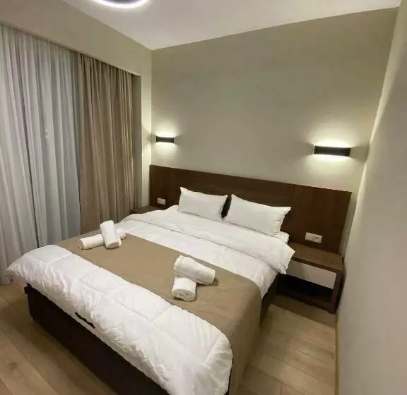 Crystal Residence 628