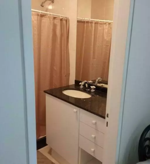 Elegante Apto A Metros Del Shopping 2 Dorm