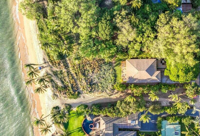 K B M Resorts Hale 1470 Presidential 3bd 3ba Beach Front Estate Ac Private Yard