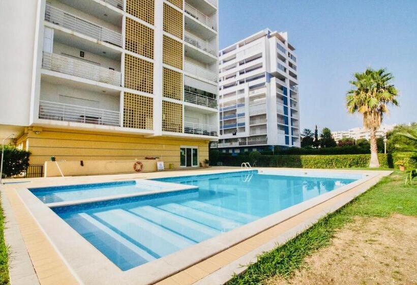 Alegria   Shopping Center 150m   Pool   Parking   Terrace